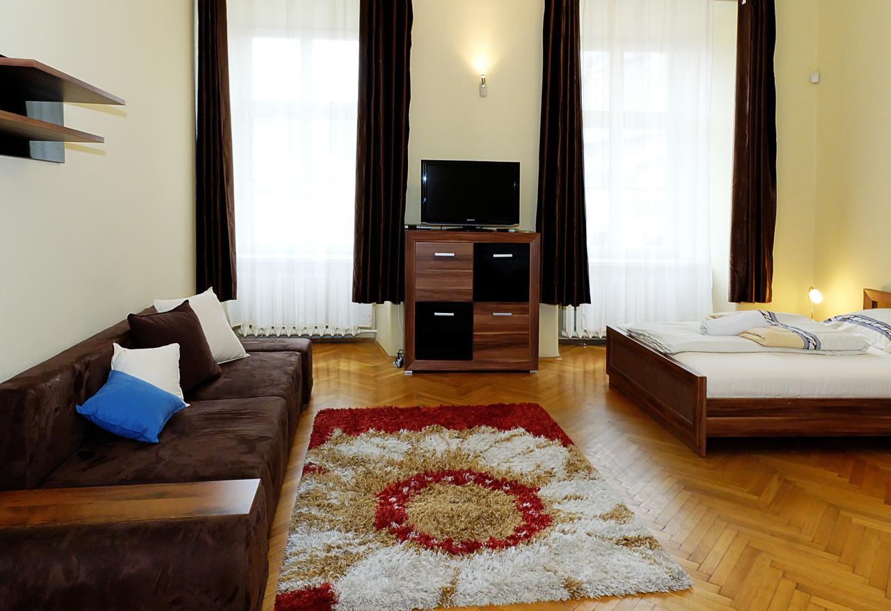 קרקוב P&J Apartments Florianska מראה חיצוני תמונה